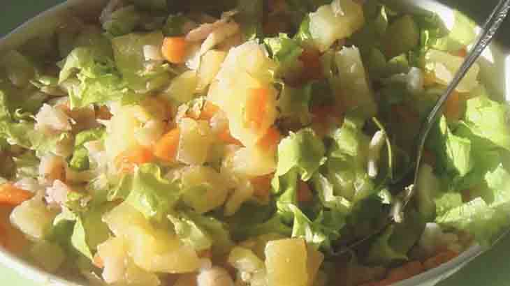Салат с хеком, картофелем и хреном